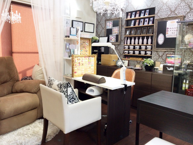 つきのわ駅徒歩７分 フィルインネイル専門店 占い処 ネイルサロンtuki